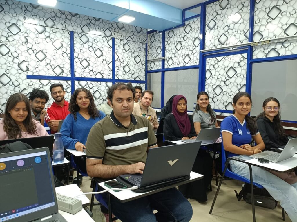 Top 15 Digital Marketers You Must Follow in 2025